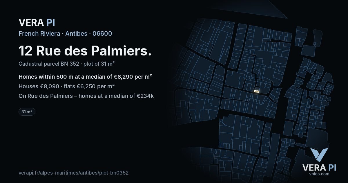 12 Rue des Palmiers, Antibes at night – the plot lit, the parcels around coloured by the prices near them