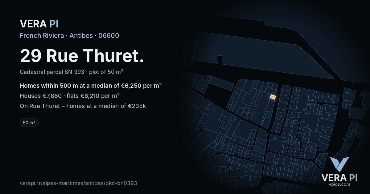 29 Rue Thuret, Antibes at night – the plot lit, the parcels around coloured by the prices near them