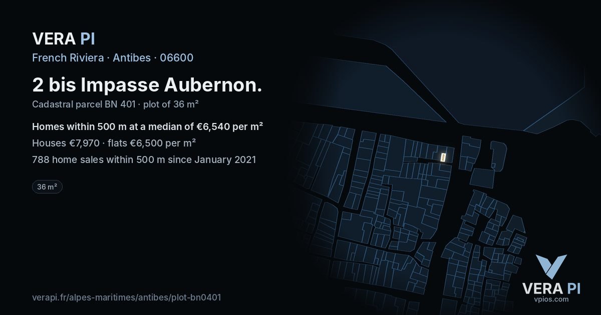 2 bis Impasse Aubernon, Antibes at night – the plot lit, the parcels around coloured by the prices near them