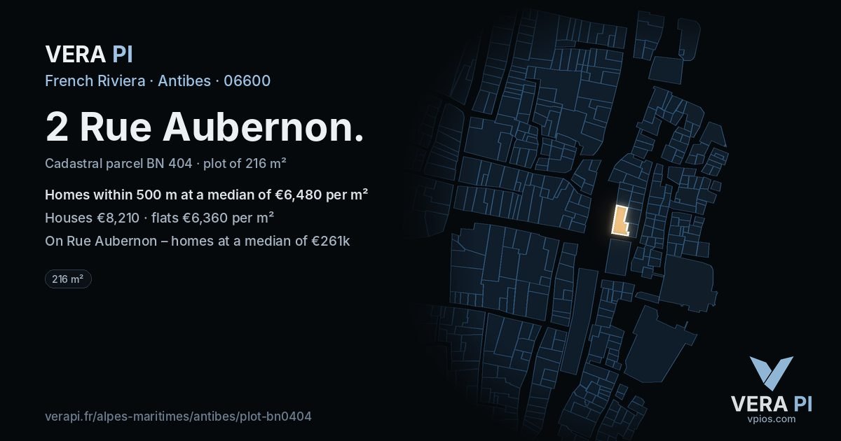 2 Rue Aubernon, Antibes at night – the plot lit, the parcels around coloured by the prices near them