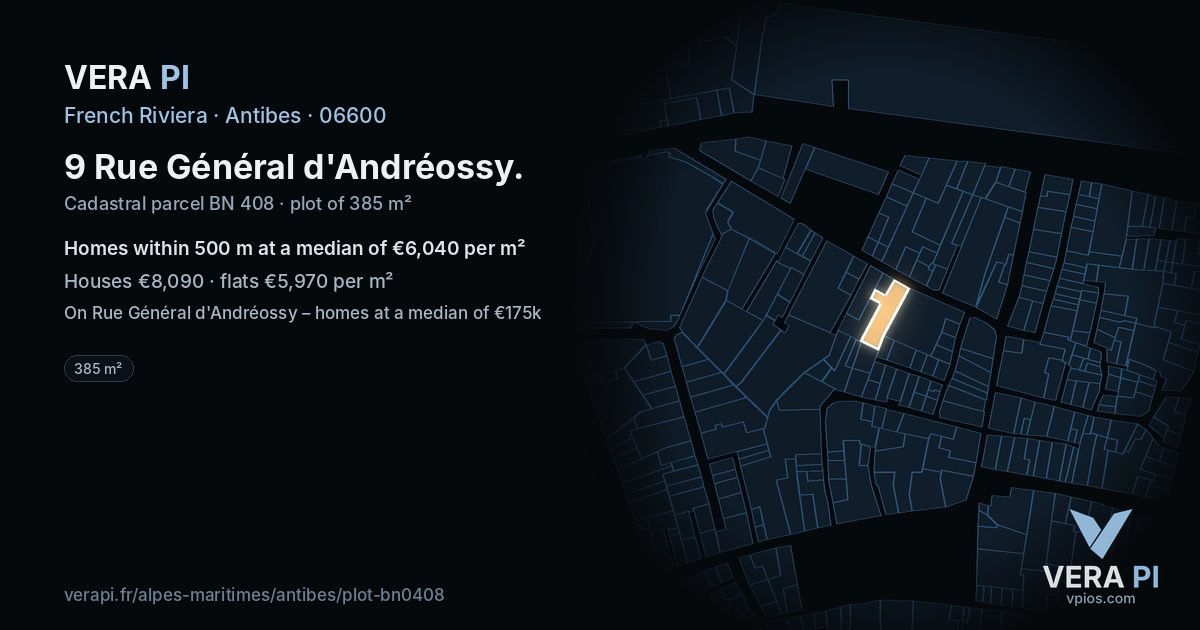 9 Rue Général d'Andréossy, Antibes at night – the plot lit, the parcels around coloured by the prices near them