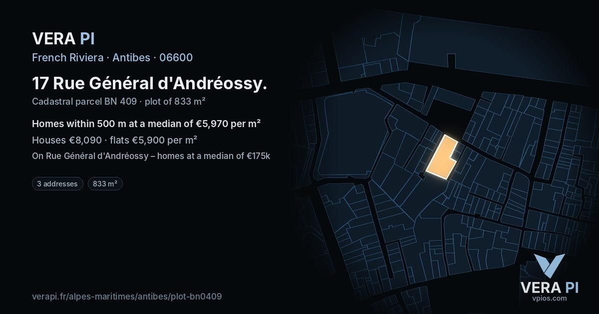 17 Rue Général d'Andréossy, Antibes at night – the plot lit, the parcels around coloured by the prices near them