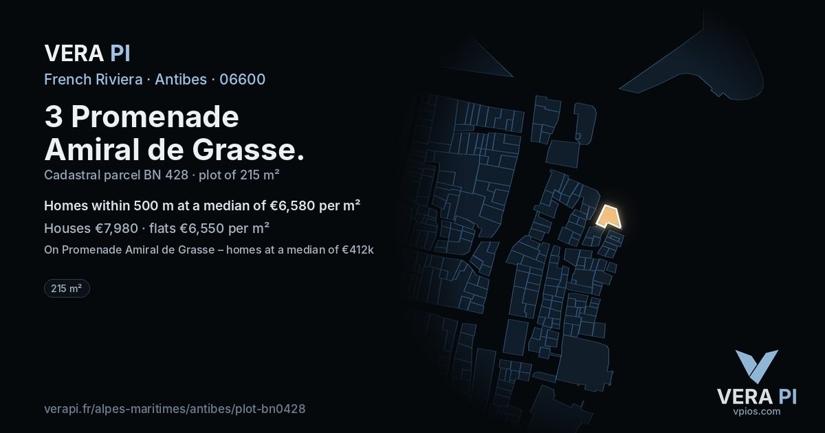 3 Promenade Amiral de Grasse, Antibes at night – the plot lit, the parcels around coloured by the prices near them