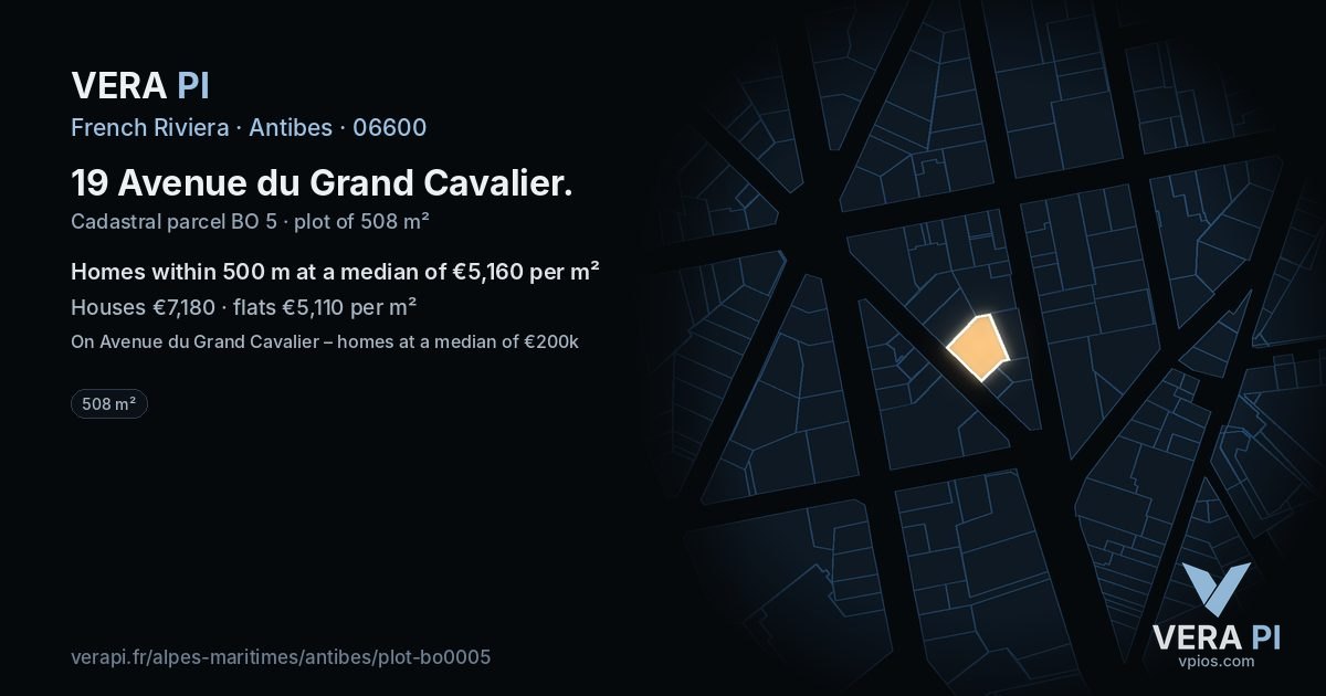 19 Avenue du Grand Cavalier, Antibes at night – the plot lit, the parcels around coloured by the prices near them