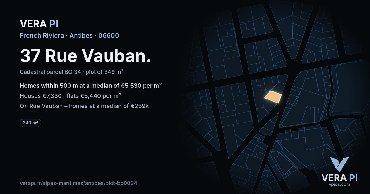 37 Rue Vauban, Antibes at night – the plot lit, the parcels around coloured by the prices near them