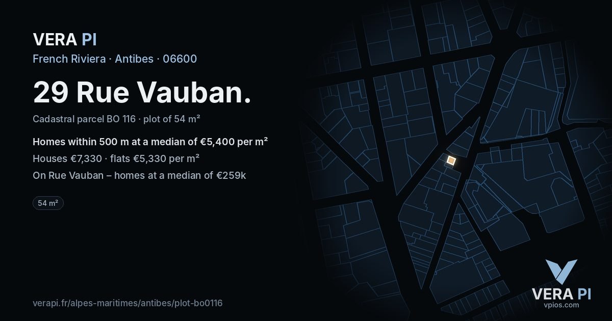 29 Rue Vauban, Antibes at night – the plot lit, the parcels around coloured by the prices near them