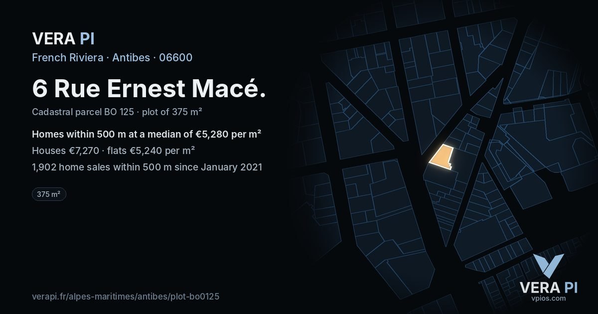 6 Rue Ernest Macé, Antibes at night – the plot lit, the parcels around coloured by the prices near them