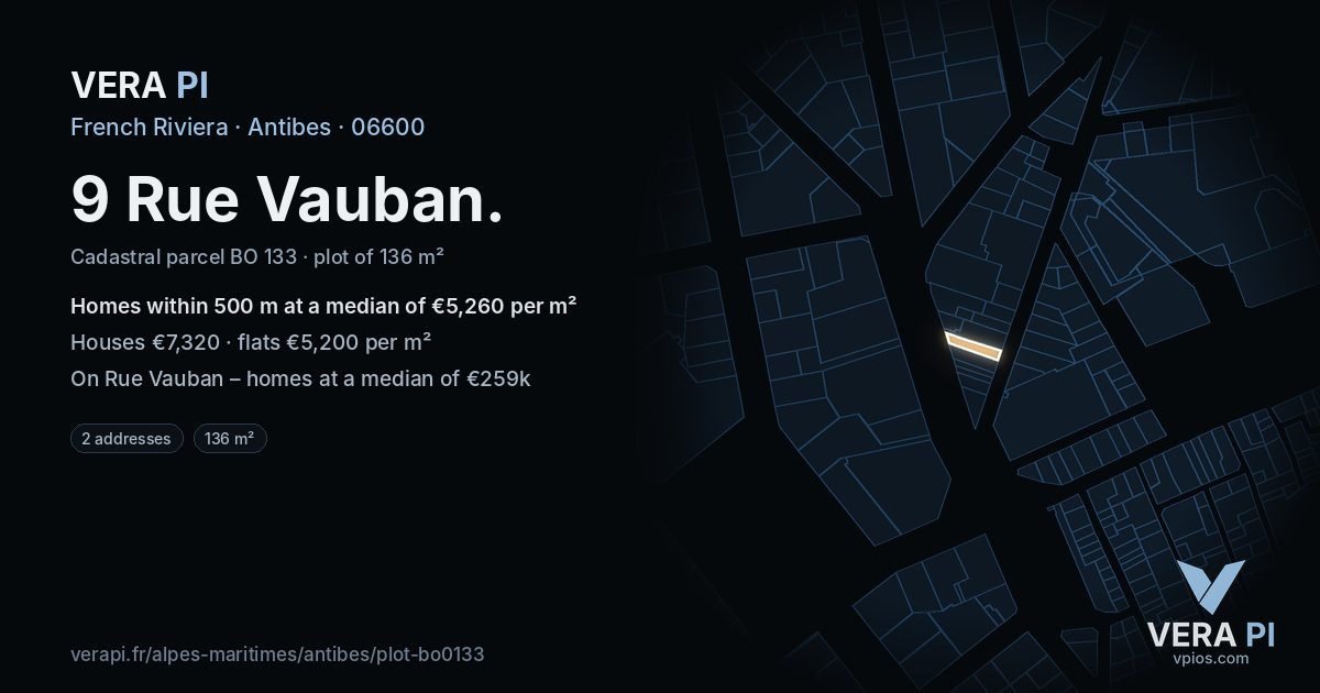 9 Rue Vauban, Antibes at night – the plot lit, the parcels around coloured by the prices near them