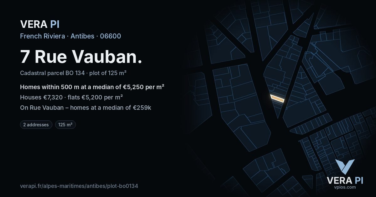 7 Rue Vauban, Antibes at night – the plot lit, the parcels around coloured by the prices near them