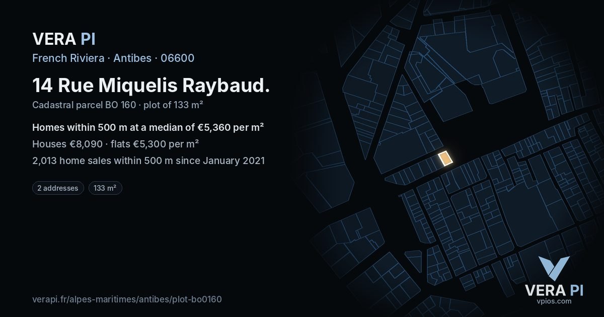 14 Rue Miquelis Raybaud, Antibes at night – the plot lit, the parcels around coloured by the prices near them