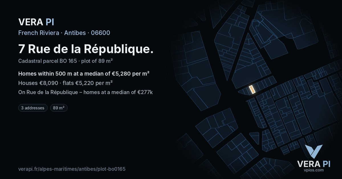 7 Rue de la République, Antibes at night – the plot lit, the parcels around coloured by the prices near them