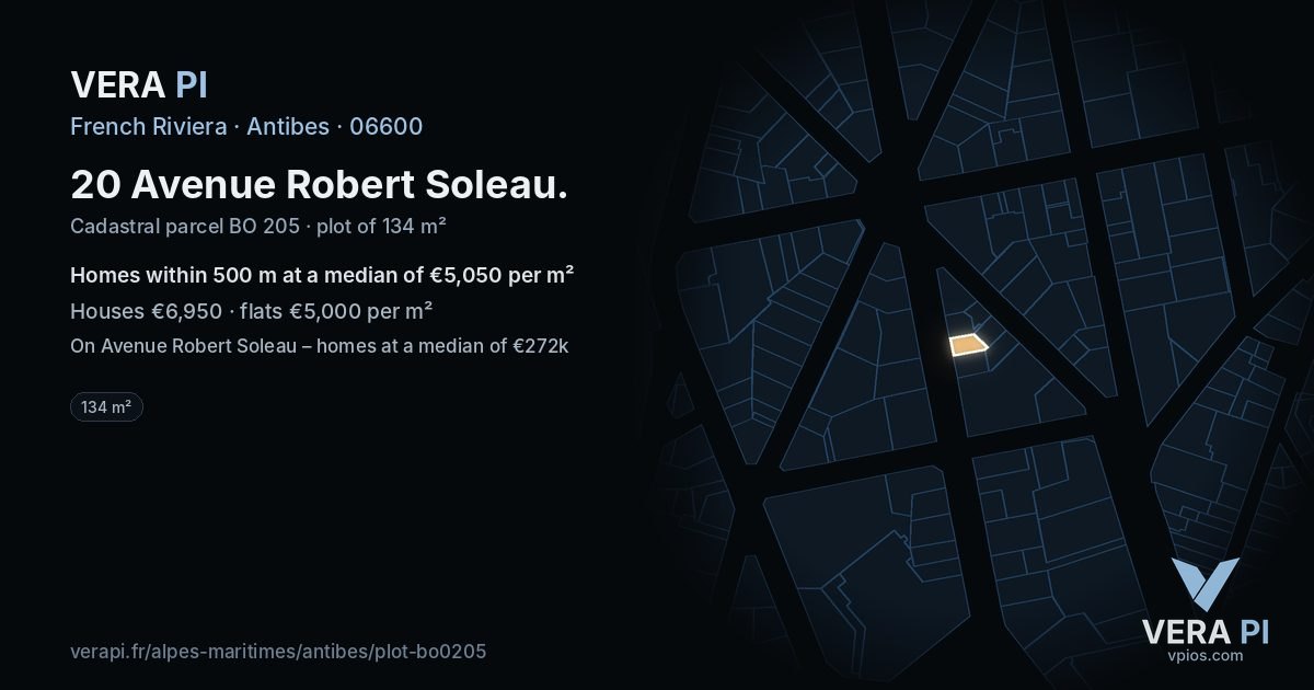 20 Avenue Robert Soleau, Antibes at night – the plot lit, the parcels around coloured by the prices near them