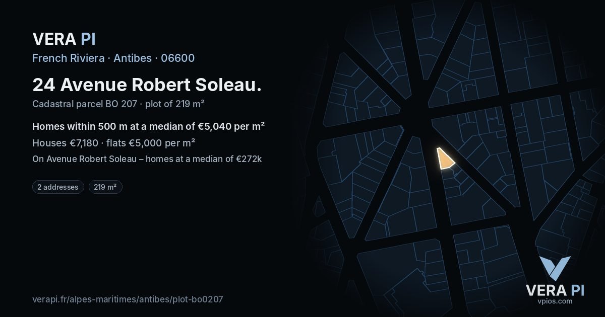24 Avenue Robert Soleau, Antibes at night – the plot lit, the parcels around coloured by the prices near them