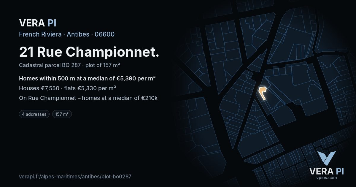 21 Rue Championnet, Antibes at night – the plot lit, the parcels around coloured by the prices near them