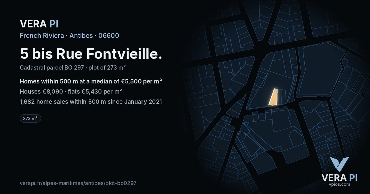 5 bis Rue Fontvieille, Antibes at night – the plot lit, the parcels around coloured by the prices near them
