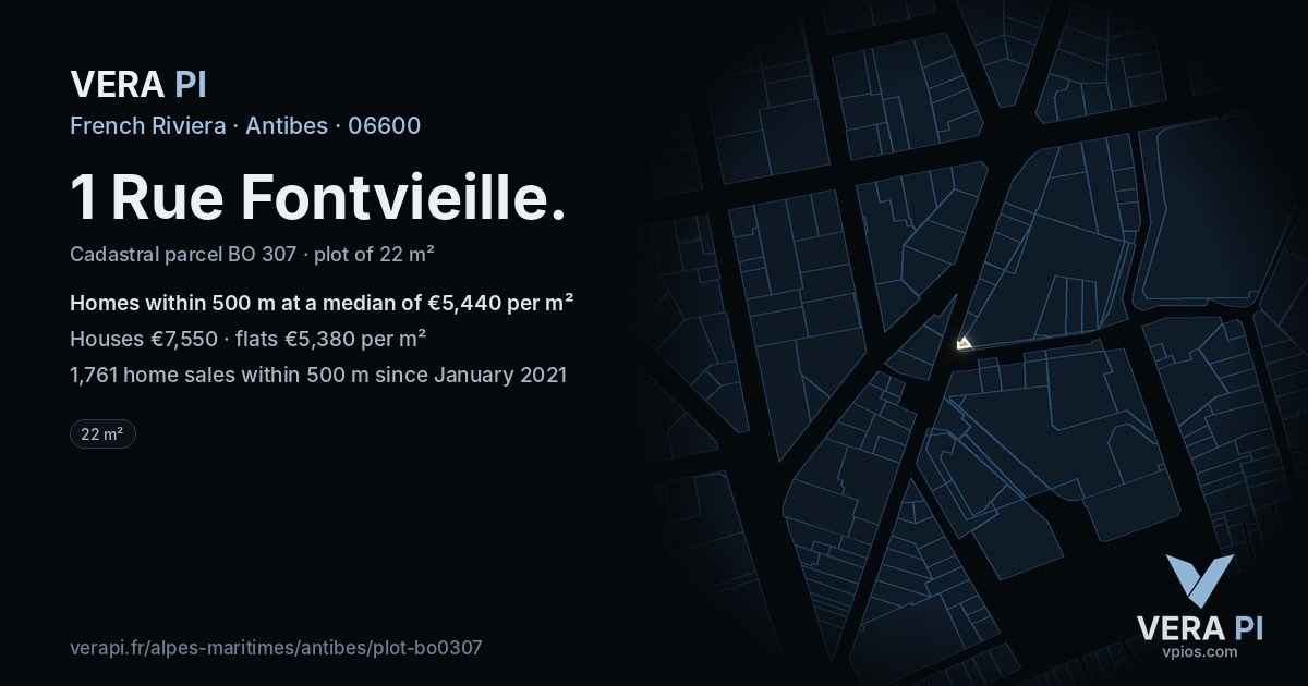 1 Rue Fontvieille, Antibes at night – the plot lit, the parcels around coloured by the prices near them