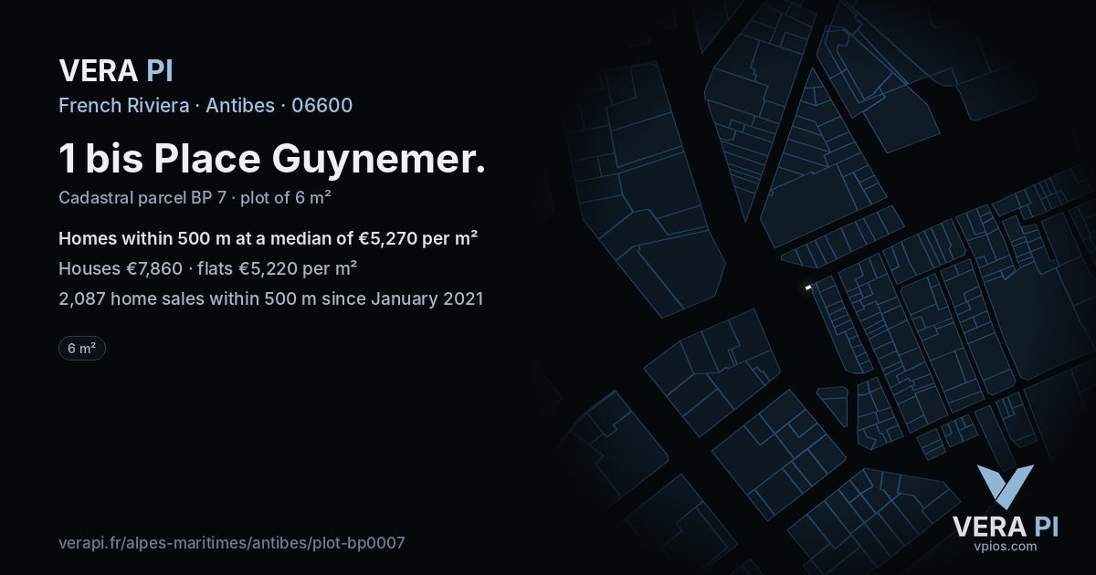 1 bis Place Guynemer, Antibes at night – the plot lit, the parcels around coloured by the prices near them