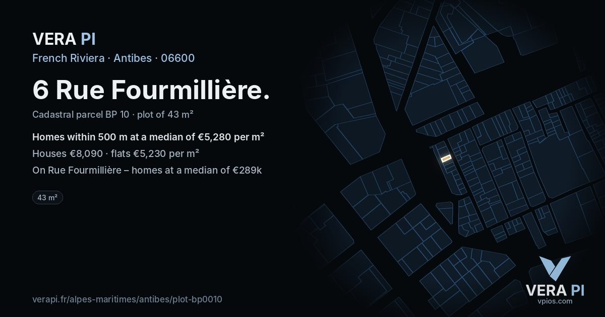 6 Rue Fourmillière, Antibes at night – the plot lit, the parcels around coloured by the prices near them