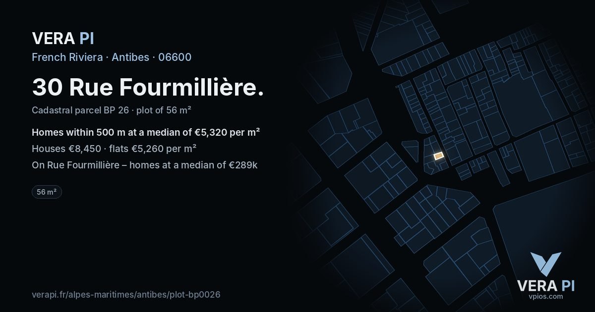 30 Rue Fourmillière, Antibes at night – the plot lit, the parcels around coloured by the prices near them