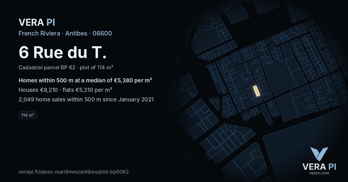 6 Rue du T, Antibes at night – the plot lit, the parcels around coloured by the prices near them