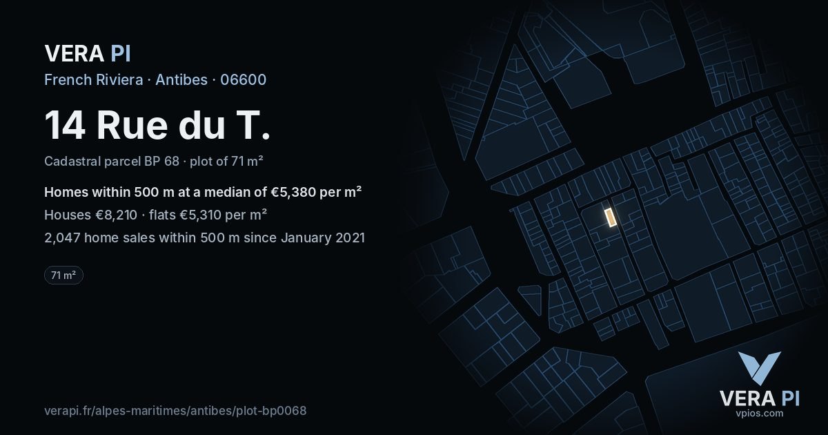 14 Rue du T, Antibes at night – the plot lit, the parcels around coloured by the prices near them