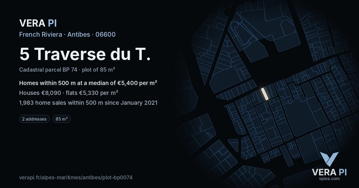 5 Traverse du T, Antibes at night – the plot lit, the parcels around coloured by the prices near them