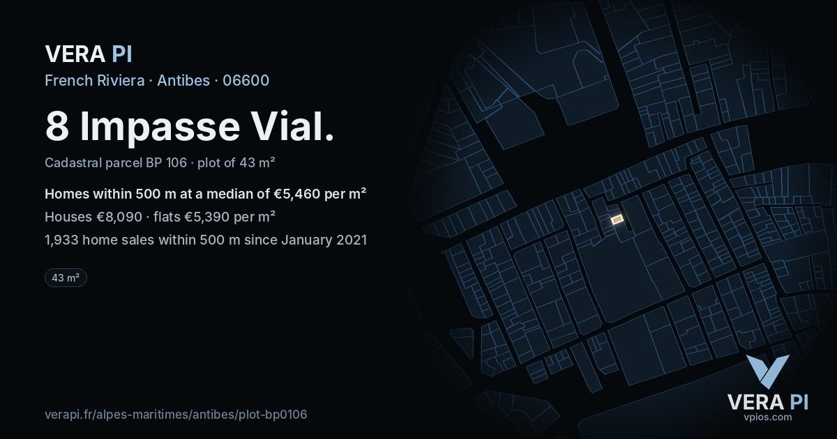 8 Impasse Vial, Antibes at night – the plot lit, the parcels around coloured by the prices near them