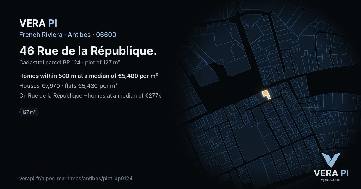 46 Rue de la République, Antibes at night – the plot lit, the parcels around coloured by the prices near them