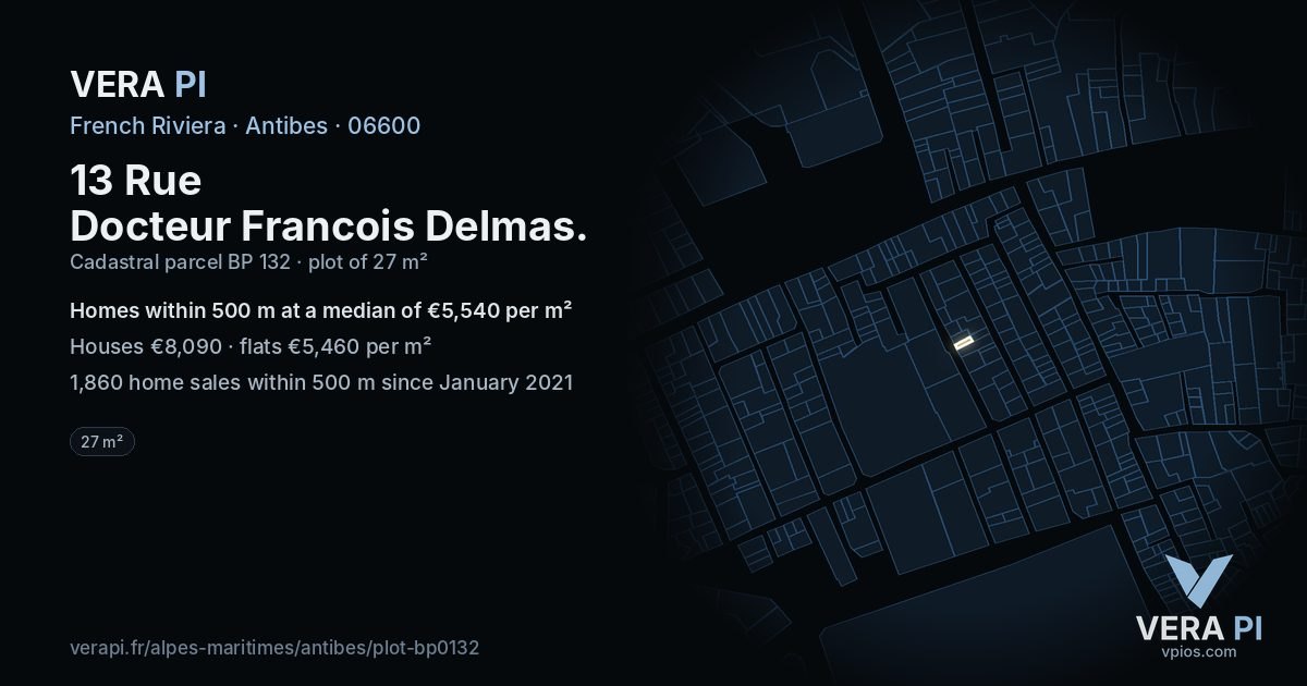 13 Rue Docteur Francois Delmas, Antibes at night – the plot lit, the parcels around coloured by the prices near them