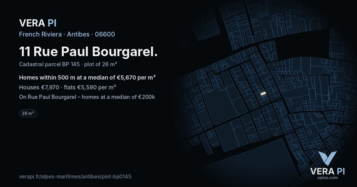 11 Rue Paul Bourgarel, Antibes at night – the plot lit, the parcels around coloured by the prices near them