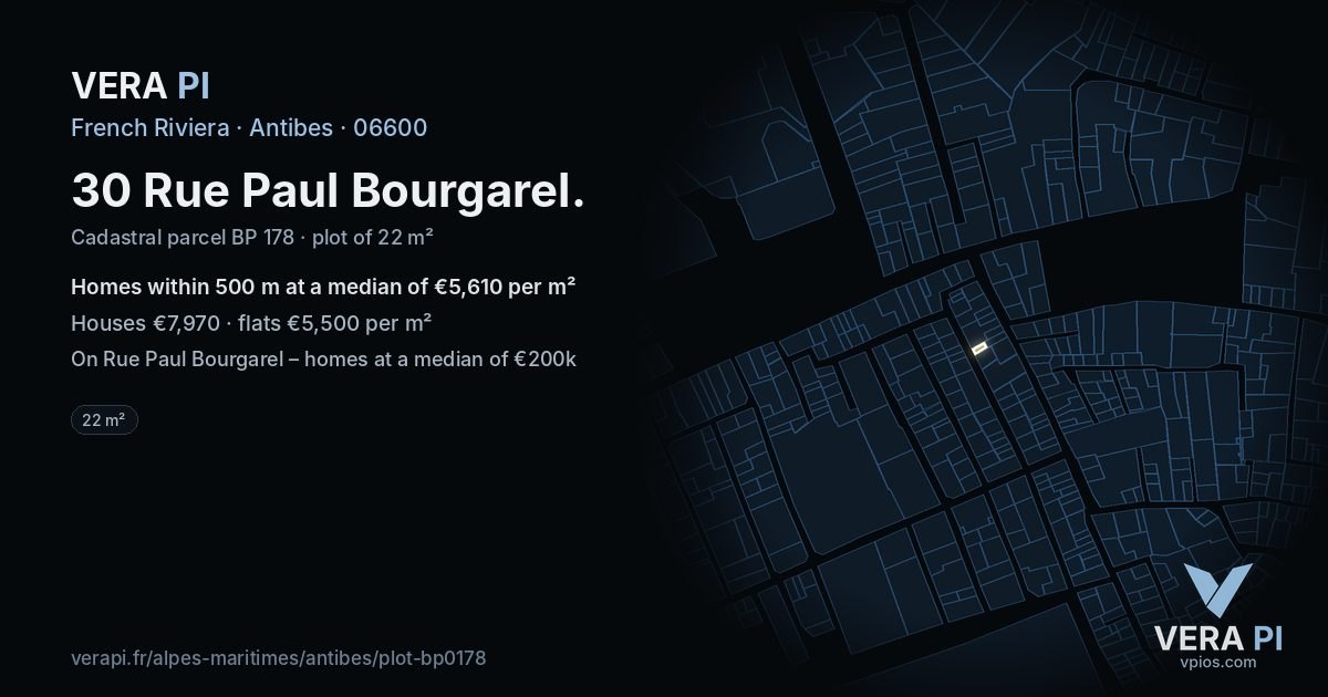 30 Rue Paul Bourgarel, Antibes at night – the plot lit, the parcels around coloured by the prices near them