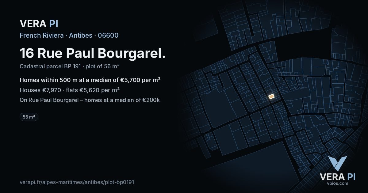 16 Rue Paul Bourgarel, Antibes at night – the plot lit, the parcels around coloured by the prices near them
