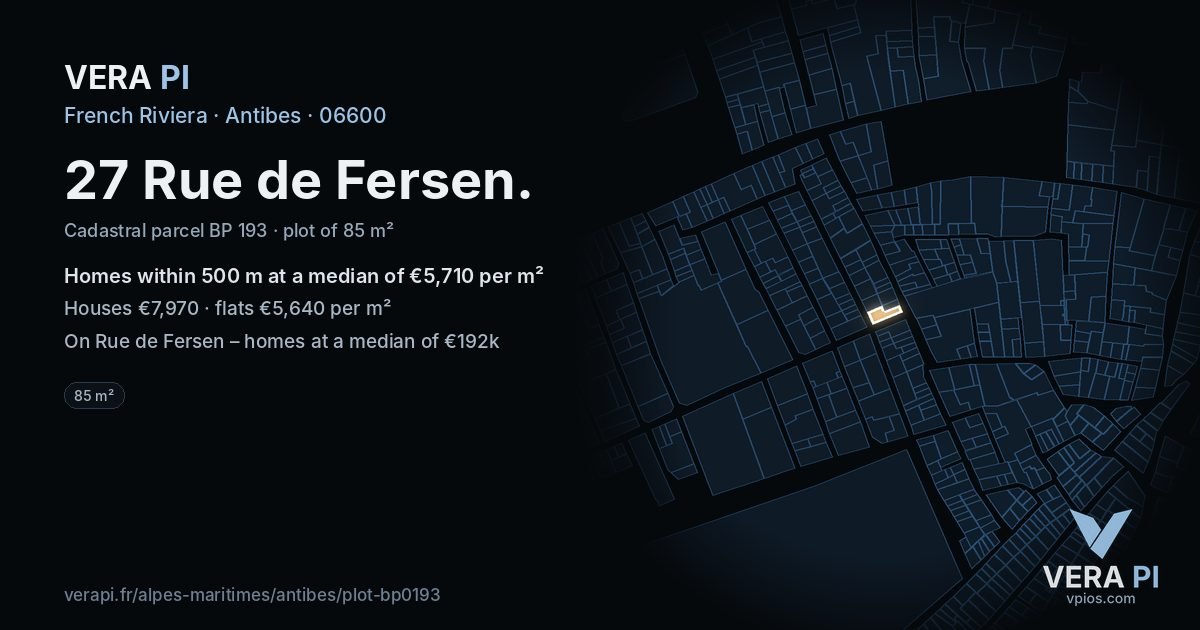 27 Rue de Fersen, Antibes at night – the plot lit, the parcels around coloured by the prices near them