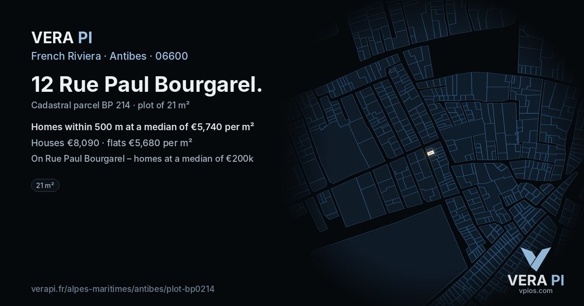 12 Rue Paul Bourgarel, Antibes at night – the plot lit, the parcels around coloured by the prices near them