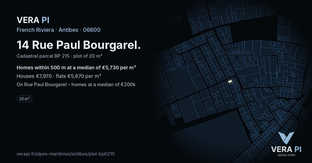14 Rue Paul Bourgarel, Antibes at night – the plot lit, the parcels around coloured by the prices near them