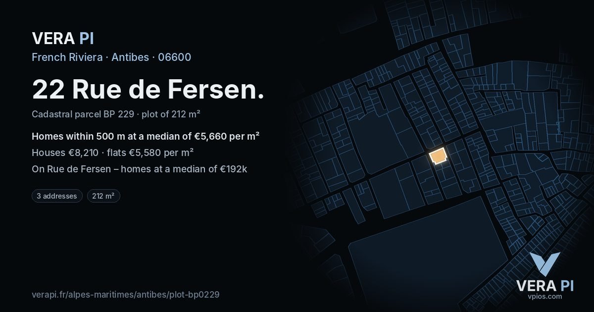22 Rue de Fersen, Antibes at night – the plot lit, the parcels around coloured by the prices near them