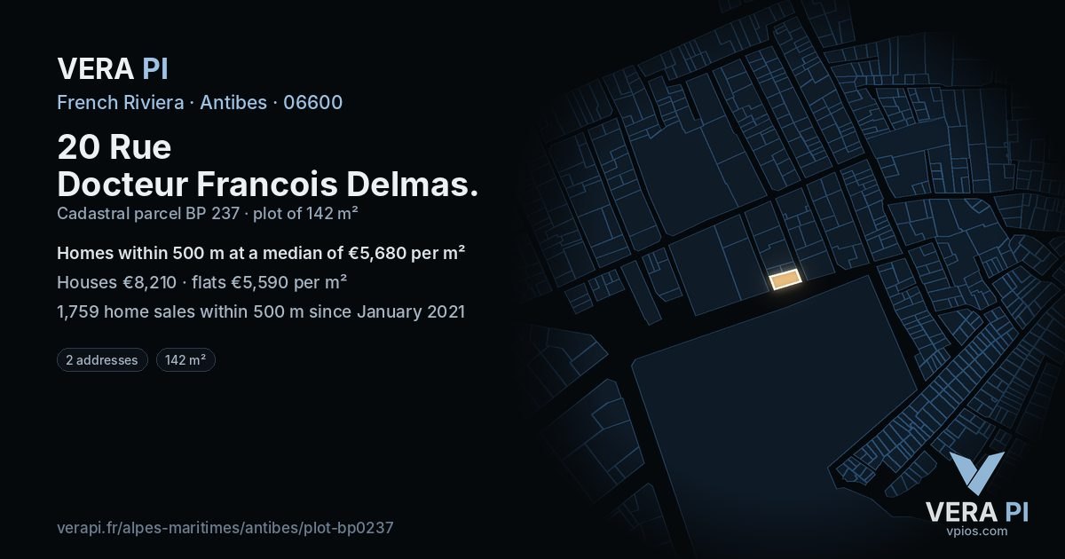 20 Rue Docteur Francois Delmas, Antibes at night – the plot lit, the parcels around coloured by the prices near them