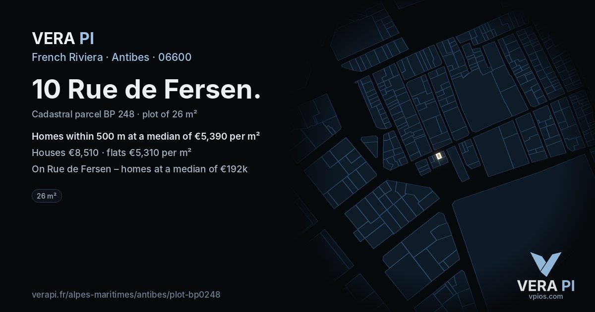 10 Rue de Fersen, Antibes at night – the plot lit, the parcels around coloured by the prices near them