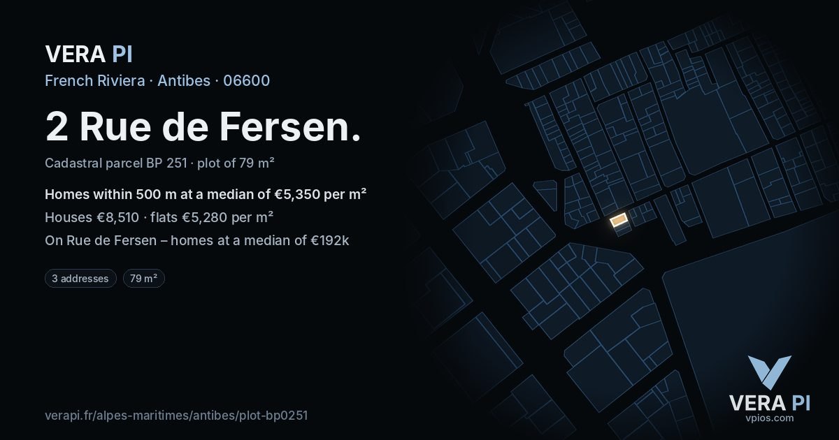 2 Rue de Fersen, Antibes at night – the plot lit, the parcels around coloured by the prices near them