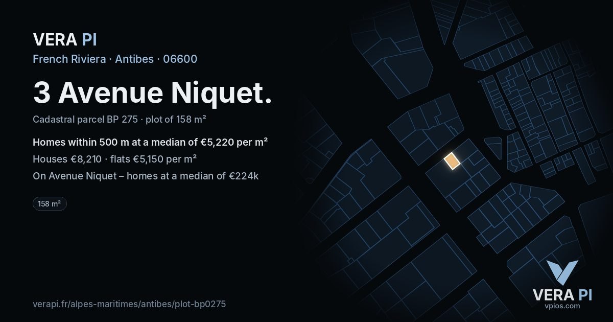 3 Avenue Niquet, Antibes at night – the plot lit, the parcels around coloured by the prices near them