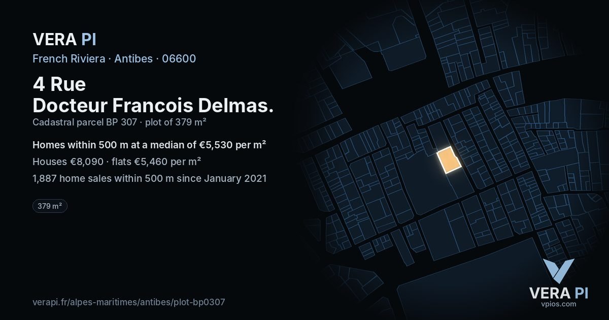4 Rue Docteur Francois Delmas, Antibes at night – the plot lit, the parcels around coloured by the prices near them