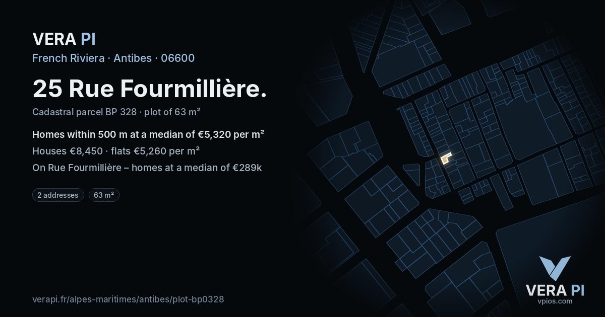 25 Rue Fourmillière, Antibes at night – the plot lit, the parcels around coloured by the prices near them