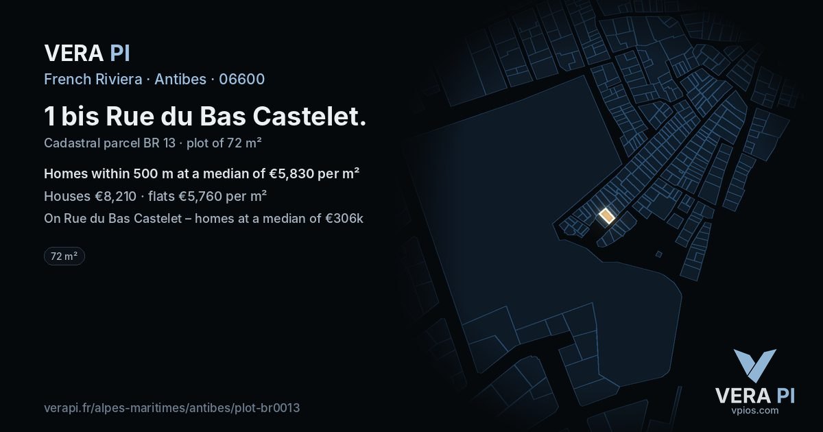 1 bis Rue du Bas Castelet, Antibes at night – the plot lit, the parcels around coloured by the prices near them