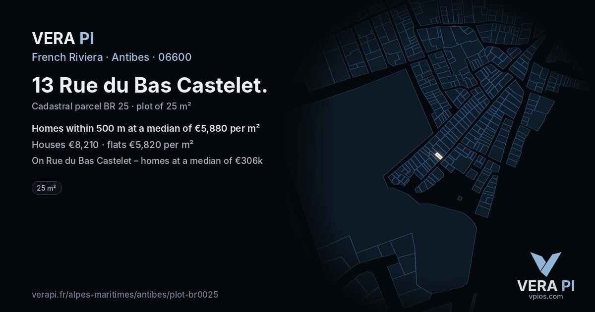 13 Rue du Bas Castelet, Antibes at night – the plot lit, the parcels around coloured by the prices near them