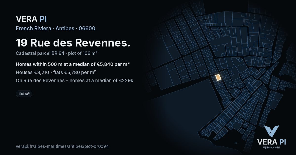 19 Rue des Revennes, Antibes at night – the plot lit, the parcels around coloured by the prices near them