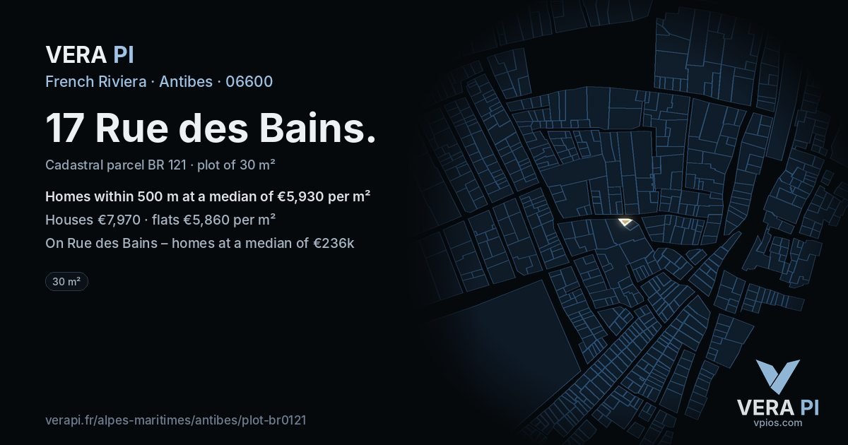 17 Rue des Bains, Antibes at night – the plot lit, the parcels around coloured by the prices near them