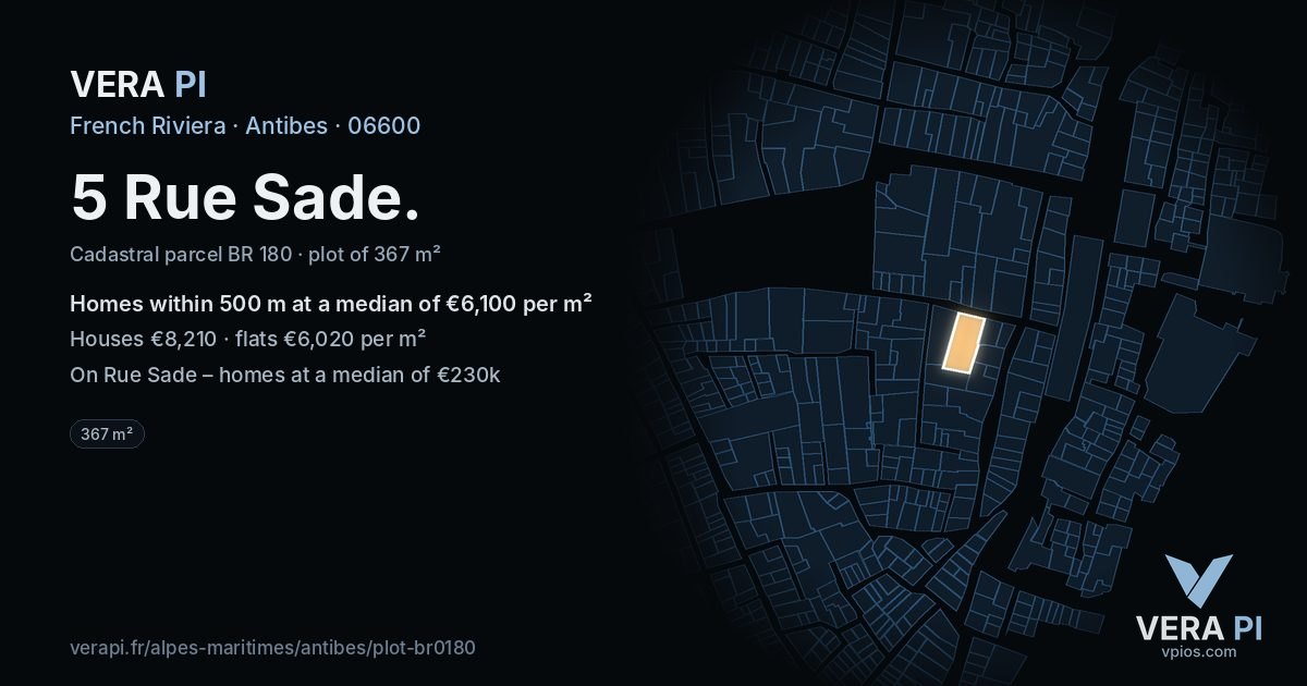 5 Rue Sade, Antibes at night – the plot lit, the parcels around coloured by the prices near them