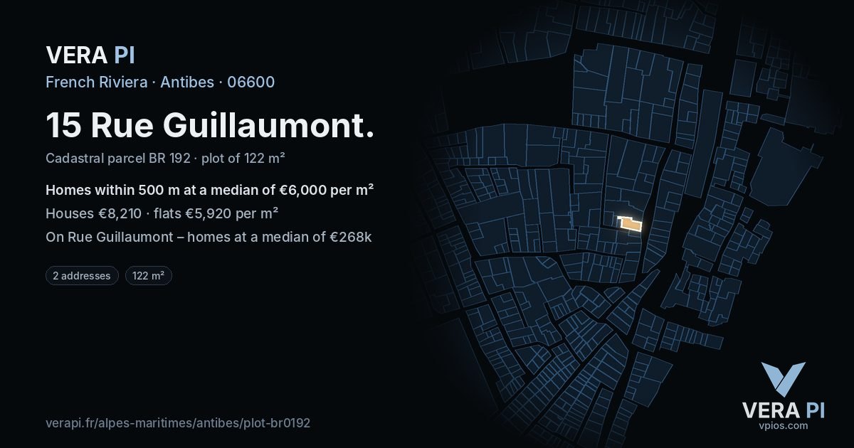 15 Rue Guillaumont, Antibes at night – the plot lit, the parcels around coloured by the prices near them
