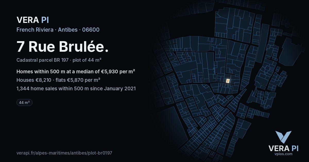 7 Rue Brulée, Antibes at night – the plot lit, the parcels around coloured by the prices near them