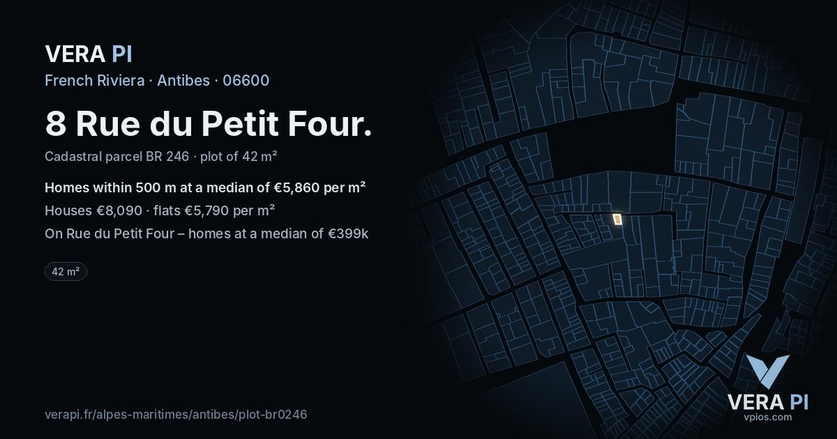 8 Rue du Petit Four, Antibes at night – the plot lit, the parcels around coloured by the prices near them